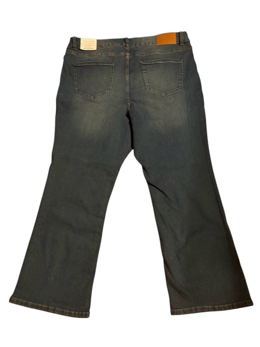 Tahari Mid Rise Bootcut Jeans 20W Dark Wash Stretch Denim NWT Flare - Picture 2 of 9